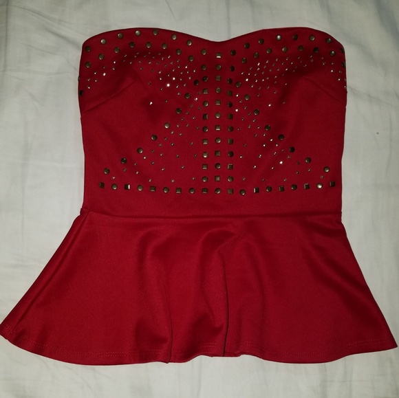 Red strapless top - Picture 2 of 4